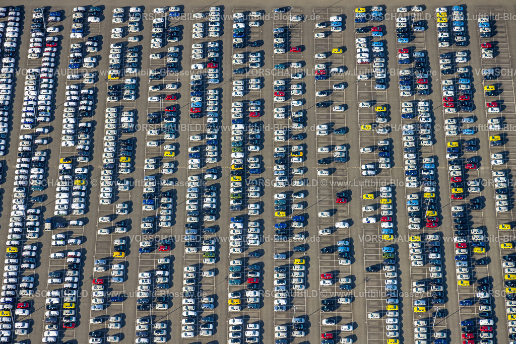 Emden251104752 | Luftbild, PKW Logistik, Volkswagenwerk PKW Parkplatz, Formen und Farben, Larrelt, Emden, Norddeutschland, Ostfriesland, Niedersachsen, Deutschland