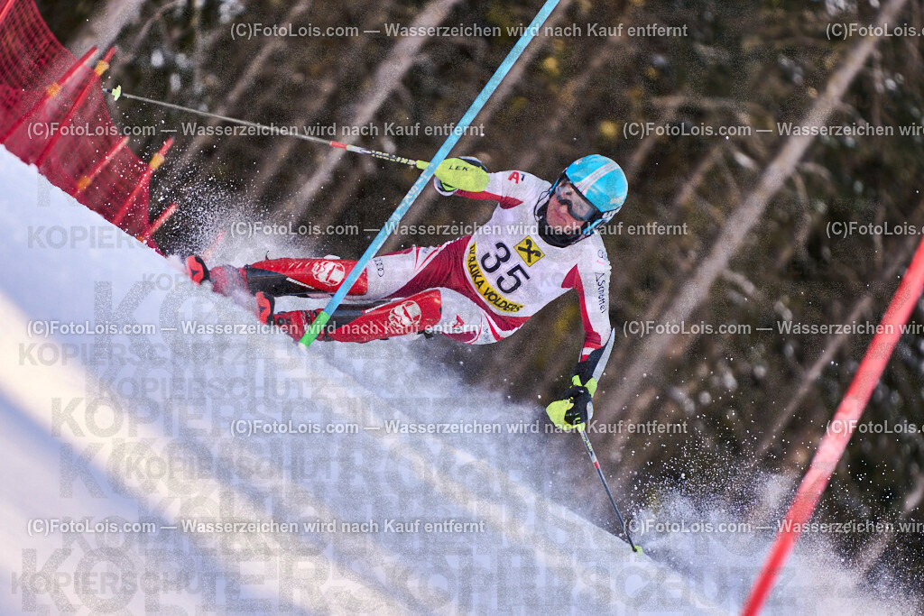 ALP6541_MASTERS-OeM-SL_Glungezer_Guggenbichler Juergen | Alpine Österreichische Mastersmeisterschaften auf dem Glungezer. Tiroler Skiverband, SC Volders, SLALOM - 2. Durchgang, So 2. März 2025.