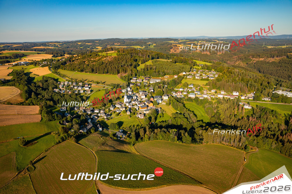 Das Luftbild zeigt :  Grafengehaig - Die Luftaufnahme wurde 2024 vom UL-Flugzeug aus erstellt ( keine Drohne ) - Hochauflösende Luftaufnahme - Für grossformatige Ausdrucke geeignet. Die Geschenkidee !Mit Lizenz und Bildrechte bestellbar