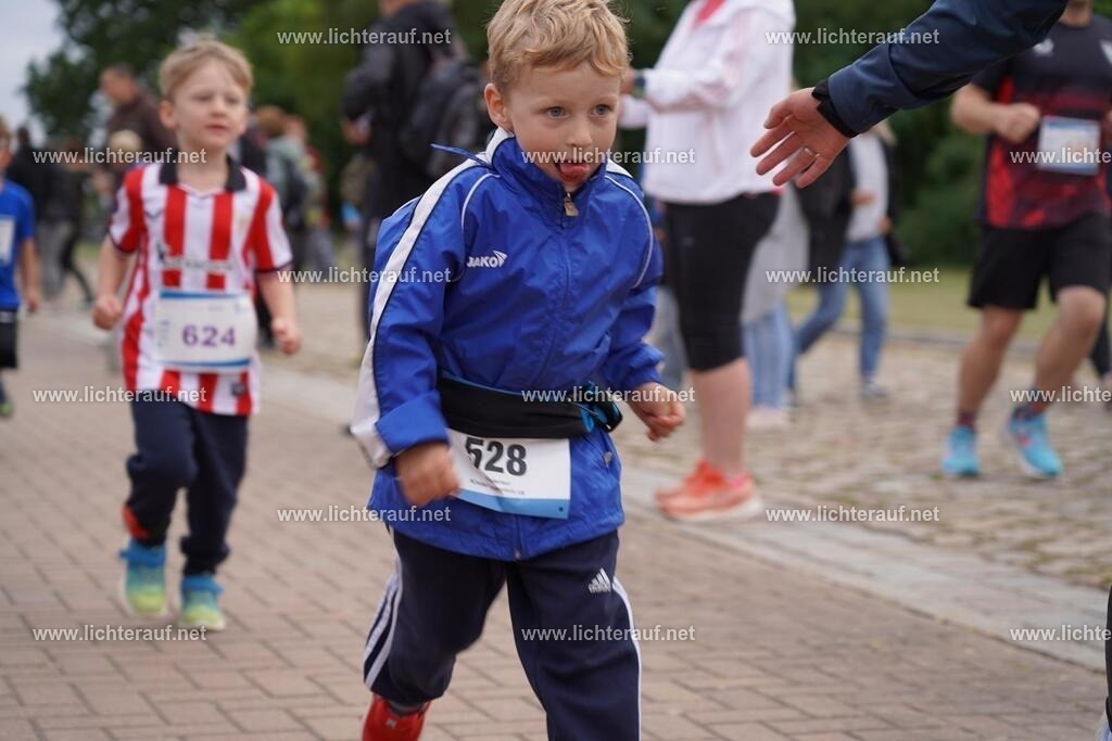 DSC05102 | Lichterlauf  - Realisiert mit Pictrs.com