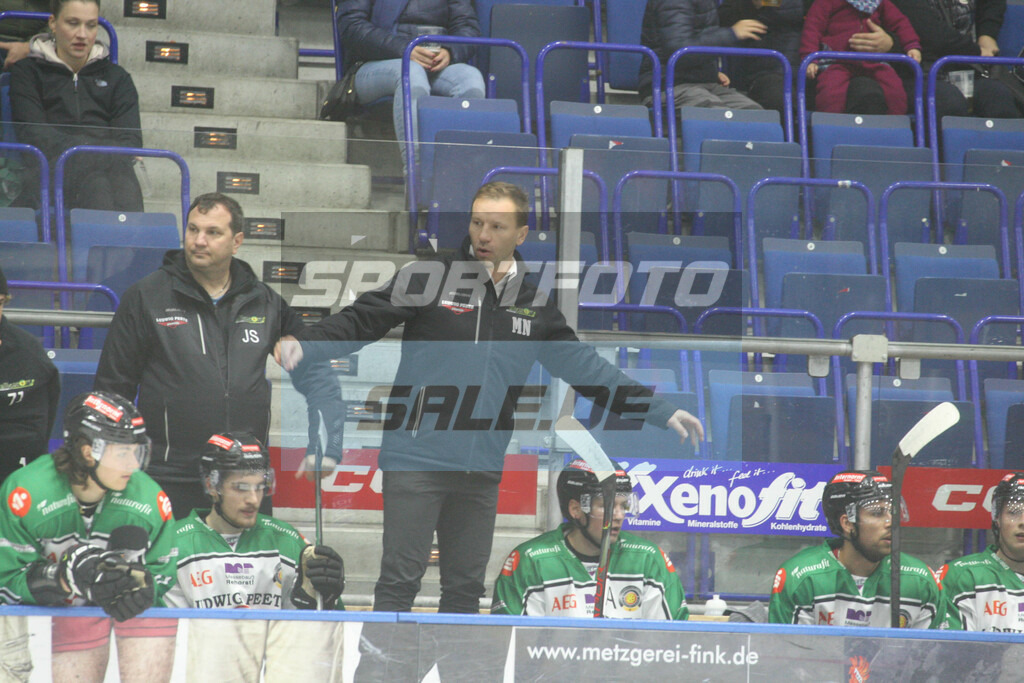 SC Riessersee - Höchstadt Alligators | Mikhail Nemirovsky, Trainer Höchstadt - Eishockey Oberliga Süd SC Riessersee - Höchstadt Alligators - © Sportfoto-Sale (MK) - Realisiert mit Pictrs.com