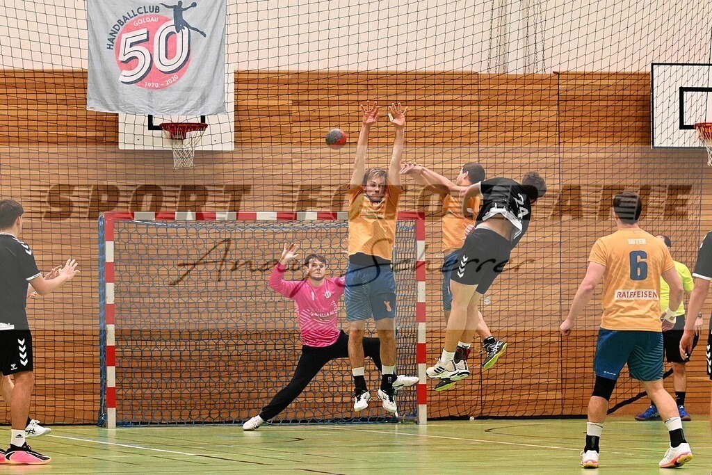 aaaaaDSC_5371 | Kaufen Sie Sportbilder im Onlineshop von Andy Scherrer Sportfotografie. Faszinierende Bilder von Sportevents aus der ganzen Schweiz. Fussball, Frauenfussball, Unihockey, Handball, Schwingen und weiteren Sportarten. - Realisiert mit Pictrs.com