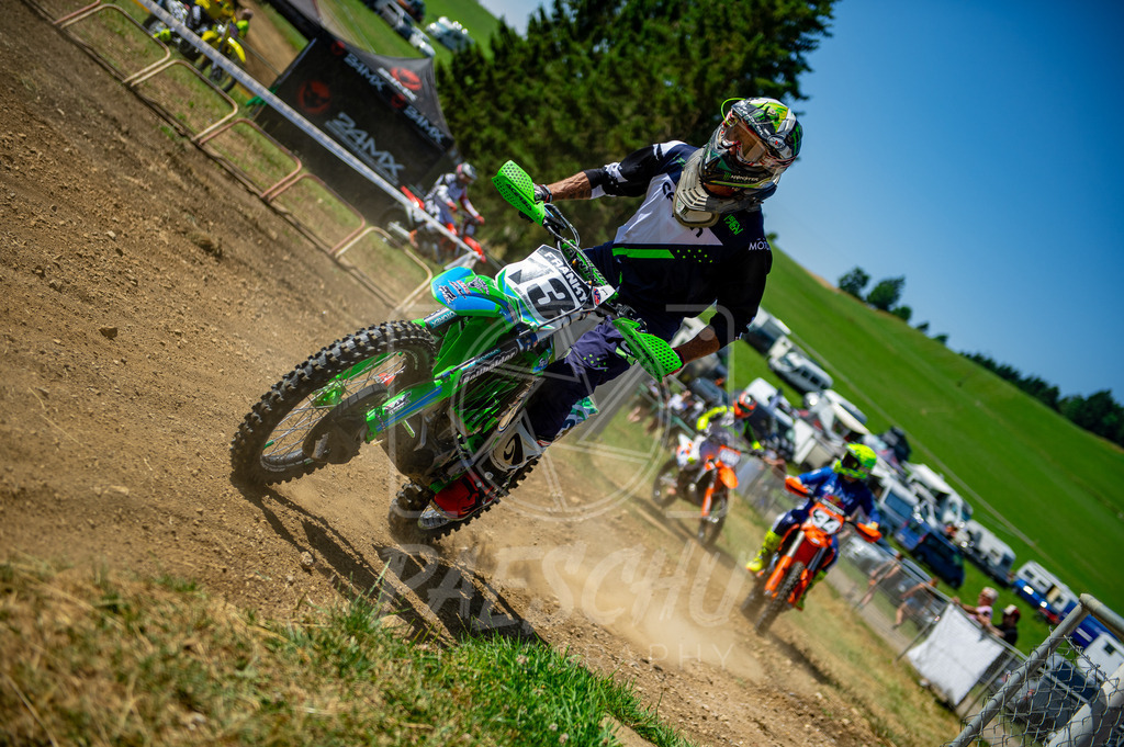 SE (25) | Paeschuphoto Shop - Wer nicht sucht der auch nicht findet.Ob Motocrossbilder oder von einem besuchtem Spiel, Hauptsache Action. - Realisiert mit Pictrs.com