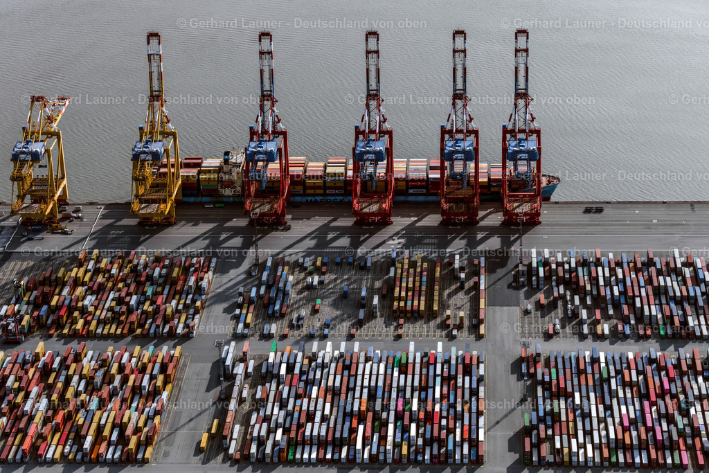 4030493 | BREMERHAVEN 01.06.2020 Containerterminal im Containerhafen des Überseehafen Am Nordhafen in Bremerhaven im Bundesland Bremen. // Container Terminal in the port of the international port Am Nordhafen in Bremerhaven in the state Bremen. Foto: Gerhard Launer