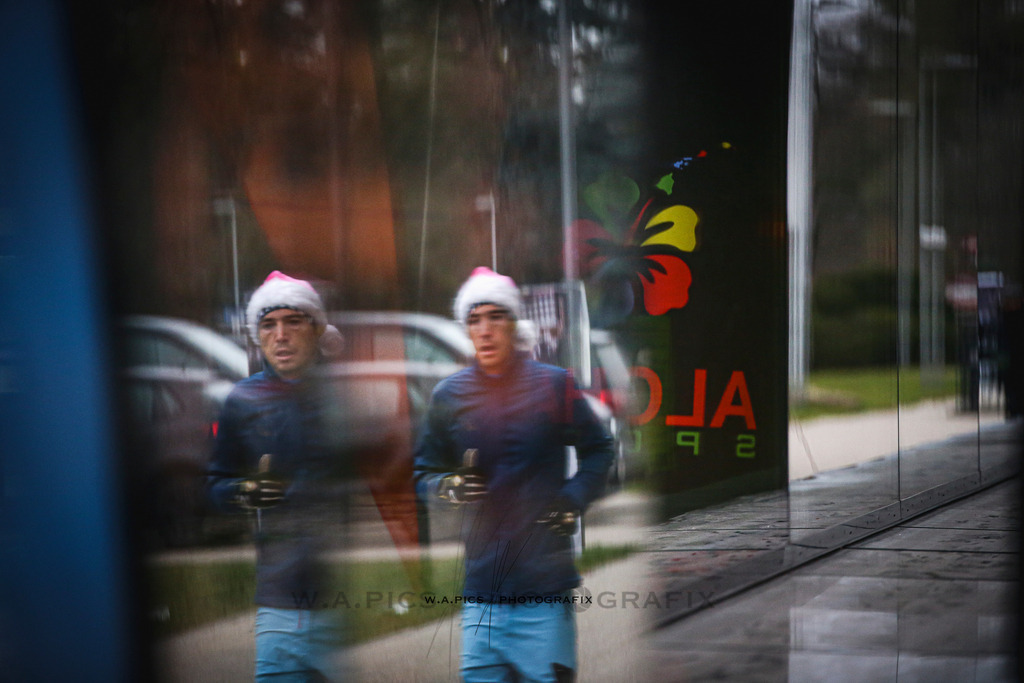 ..... | Linz, AUSTRIA,14. Dezember 25, ALOHA WINTERLAUF DEZEMBER 25 , Image shows: Photo: WAPICS / Andreas Willdoner