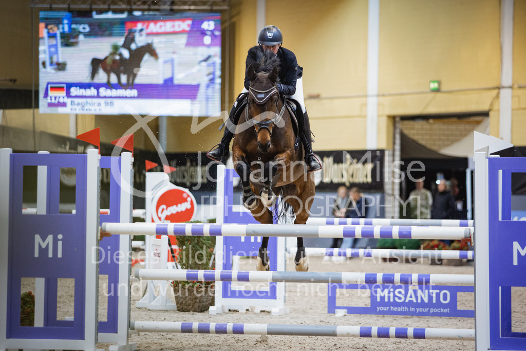 221112_Warstein_L-Spr-143 | Deine schönsten Turniermomente als professionelle Fotos! Entdecke hochwertige Pferdesport-Fotografie im Online-Shop. Jetzt Fotos finden & bestellen!