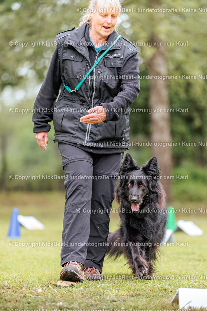 RO-Blumenthal-2026-Nickbest-Hundefotografie-3298 | Dein Hund! Dein Moment! Deine Erinnerungen! Hundefotografie in Bremen Blumenthal. Ich fange die besonderen Momente deines Vierbeiners ein – ob Indoor mit Blitzanlage oder in der freien Natur. Sicher dir dein Moment und dein Termin für eure Erinnerungen.