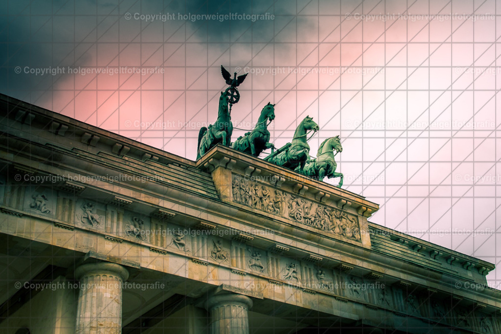 Brandenburger Tor | Kaufen sie online außergewöhnliche Fotografien auf Leinwand Acrylglas Fotoprint Aludibond von holgerweigeltfotografie - Realisiert mit Pictrs.com
