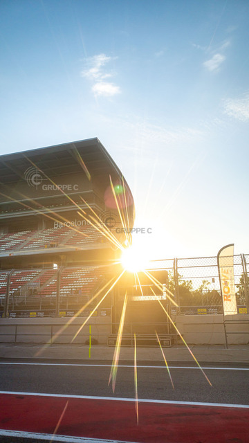GTWC1025_101108503810160TU_TU | Fanatec GT World Challenge Europe Endurance Cup Powered by AWS - Round 10, Barcelona 2025 - Foto: Gruppe C Photography - Realisiert mit Pictrs.com