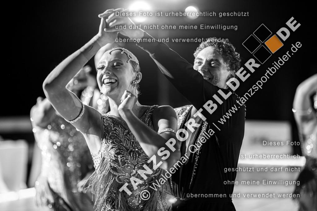 20260321-10481 | Hier finden Sie Tanz Bilder vom Latein und Standard Formationen tanzen. Sportbilder vom Tanzsport. Schöne Fotos und von Weltmeisterschaft, Europameisterschaft, Bundesliga, Regionalliga, Oberliga und Landesliga sowie von GOC Stuttgart, DanceComp, WM Bremen