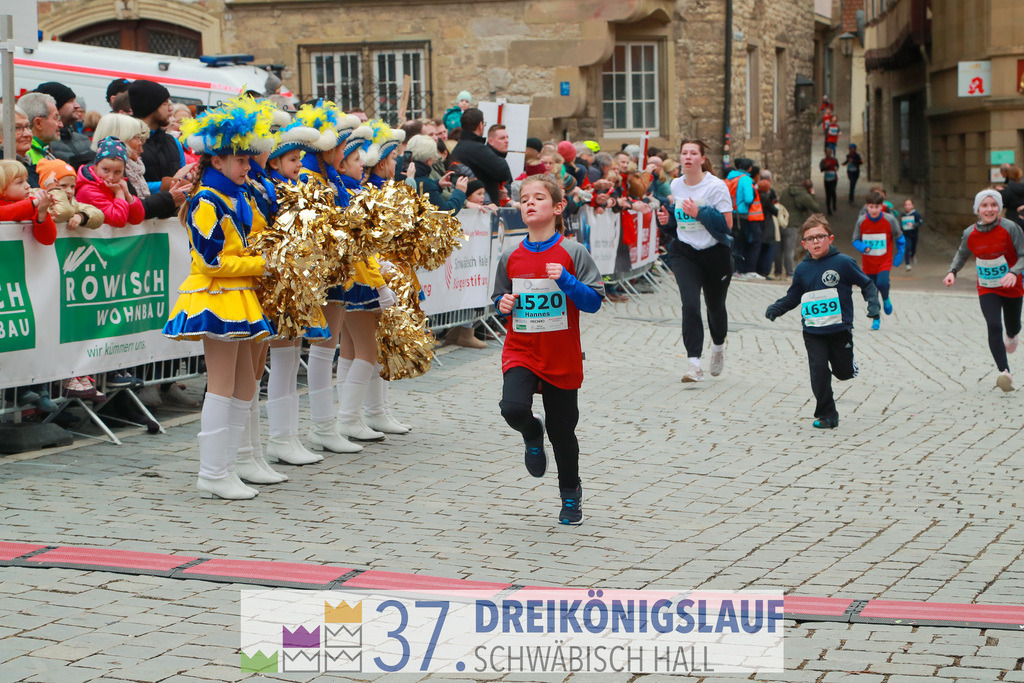 Stadtwerke Jugendlauf 1700m | 3 Koenigslauf 2023 - Realisiert mit Pictrs.com