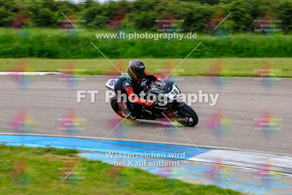 MotoTeam-9497 | Hier findet Ihr Bilder von Touristenfahrten auf der Nürburgring Nordschleife oder von anderen Veranstaltungen die ich besucht habe. Viel Spass beim Durch Schauen 