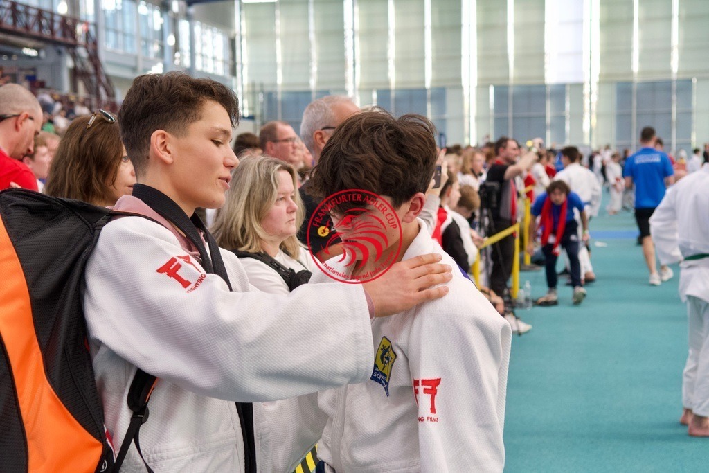 RAS_8346 | Fotos vom Adler Cup - Pictures from Adler Cup

Hier findet Ihr alle Eindrücke und großen Momente der Adler Cup Wochenenden. Here you will find all impressions and great moments of the Adler Cup weekends. - Realisiert mit Pictrs.com