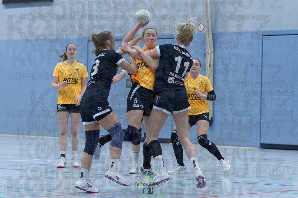 Handball Frauen Oberliga Mitte, HSG Eibelshausen/Ewersbach - HSG Lumdatal | Handball Frauen Oberliga Mitte, HSG Eibelshausen/Ewersbach - HSG Lumdatal am 21.02.2026 in Dietzhölztal-Steinbrücken (Sporthalle am Hammerweiher)Photo © 2026 - Jörg Heinrich - Realisiert mit Pictrs.com