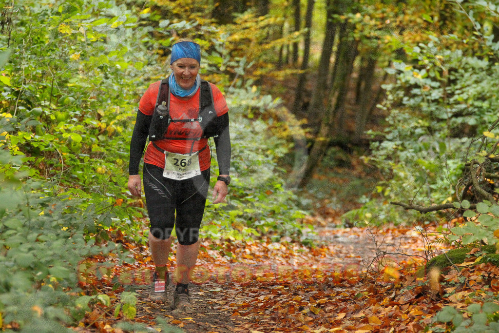 251026_1346_EV4_7027 | Sportfotografie im Rhein-Sieg Kreis, Köln, Bonn, NRW, Rheinland Pfalz, Hessen, etc. Unser Tätigkeitsfeld umfasst den Laufsport vom Volkslauf über den Marathon, Duathlon, Triathon bis zum Ultralauf wie Kölnpfad Ultra oder Schindertrail.