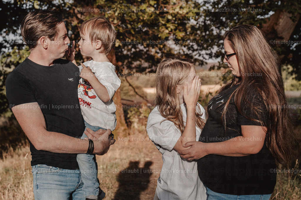 Fraufotografin_O3A2441 | Isabelle Schiminski ist ein Kitafotograf für Wiesbaden, Rheingau, Kiedrich, Untertaunus, Bad Schwalbach, Taunusstein und Mainz
