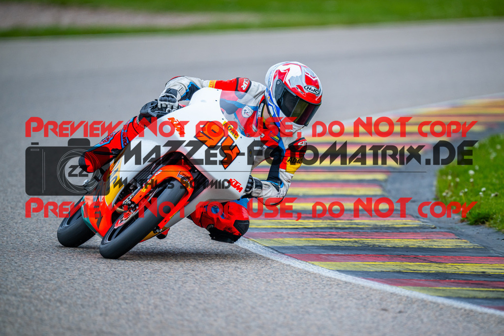 MaZZes_FotoMatrix_240503_6007705_8947 | KTM