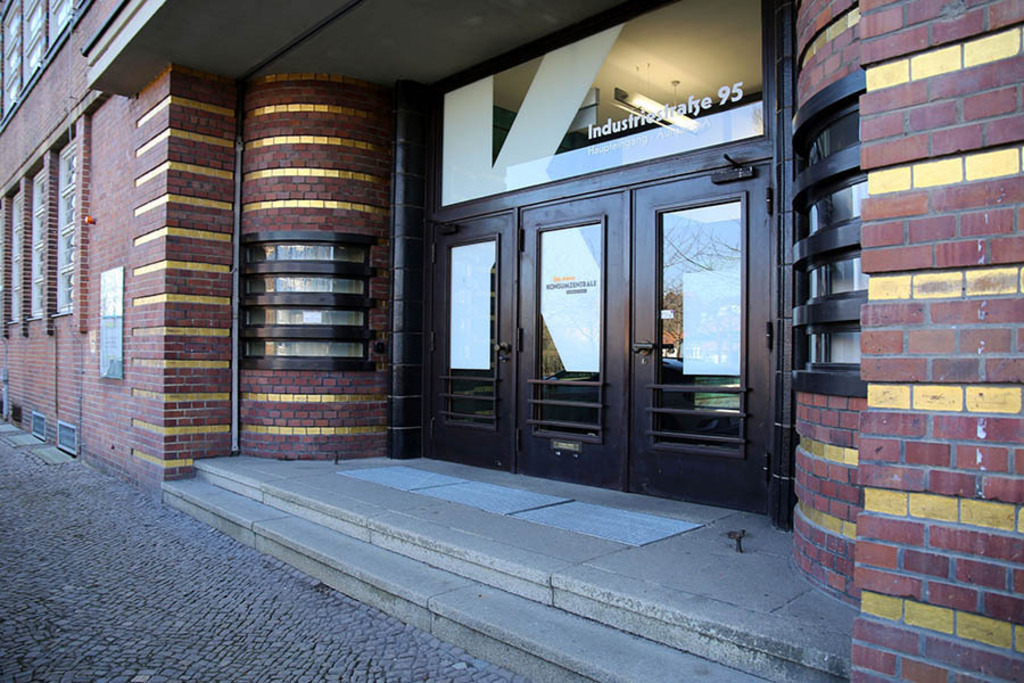 Konsumzentrale | Entdecke über 20 Kategorien Leipzig-Motive: Foto-Downloads, hochwertige Poster, Leinwand- & Fine-Art-Prints. Jetzt Lieblingsfoto im Bildlexikon Leipzig Shop bestellen!