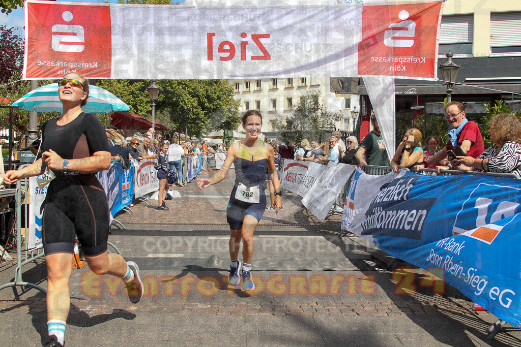 250824_1507_EV4_2673 | Sportfotografie im Rhein-Sieg Kreis, Köln, Bonn, NRW, Rheinland Pfalz, Hessen, etc. Unser Tätigkeitsfeld umfasst den Laufsport vom Volkslauf über den Marathon, Duathlon, Triathon bis zum Ultralauf wie Kölnpfad Ultra oder Schindertrail.