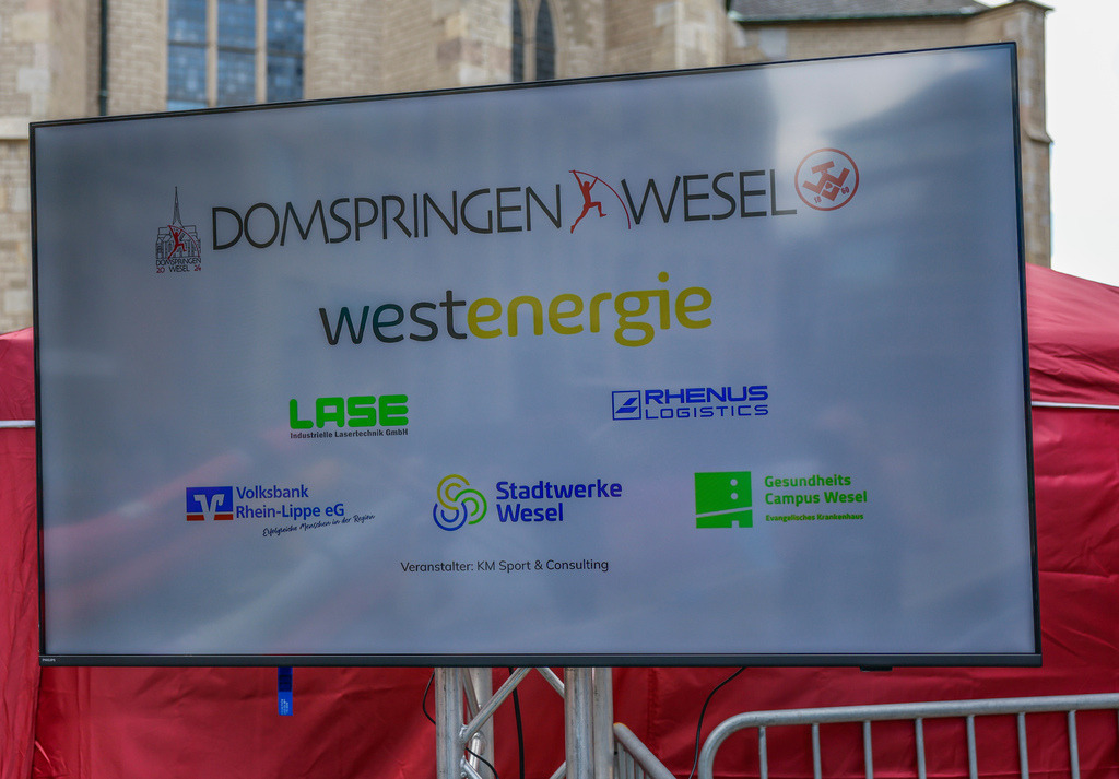 top-top.de 240913-047 | Foto, Video, Fotografie, Videografie, Fotobox, DJ, Discjockey, Musik, Musikbox, Veranstaltung, Photobooth, Amazon, Ebay, Buchtipp, Bestseller, Autor, Verlag, Buch, Wesel, Hamminkeln, NRW, Dinslaken, Rees, Drohne, Hochzeit, Party, Fotobox, Wesel, Fotograf