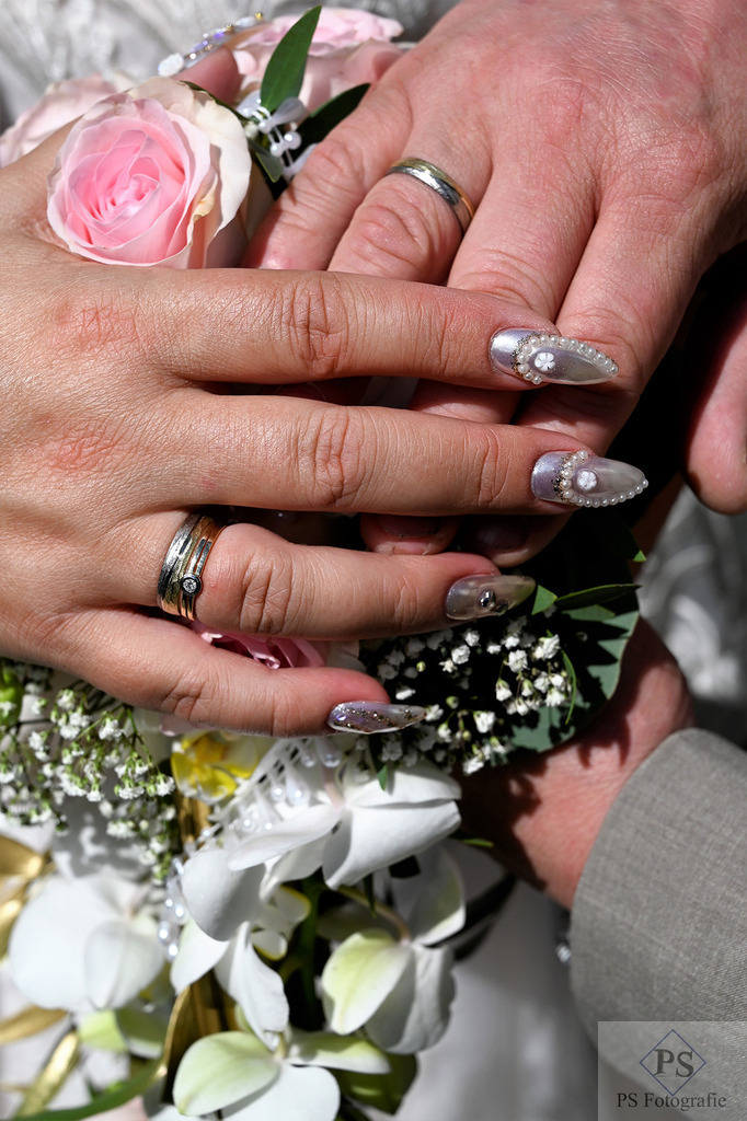 _DSC4818 | Hochzeitsfotograf aus Leidenschaft in Büren und Umgebung - Professionelle Hochzeitsreportagen mit emotionalen Fotos - Realisiert mit Pictrs.com