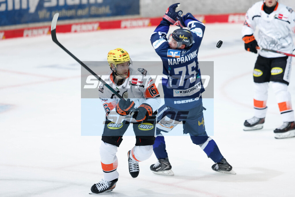 Eishockey | Tommy Pasanen und Julian Napravnik -- © Sportfoto-Sale (Jan Brüggemann) - Realisiert mit Pictrs.com