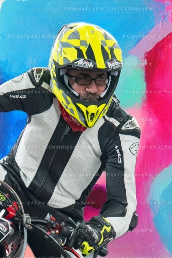 17_11_24racetrck.0906-2-POP_OUT | Sportfotografie , Motorsport, Motoross, Reitsport, Mointainbike, Enduro,
Landschaft , Outdoor, Eventfotografie, Landschaft, Bilder online bestellen - Realisiert mit Pictrs.com