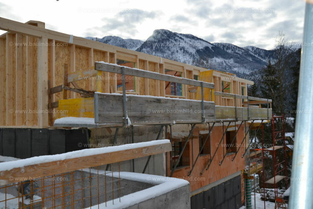 bib-lg09-holzbau-0117 | Nach LV-Leistungsgruppen sortierte Detailfotos über den Bau eines Hauses. Alle Hausbau-Bilder direkt vom Urheber und Autor der Website Haus-Selber-Bauen.com