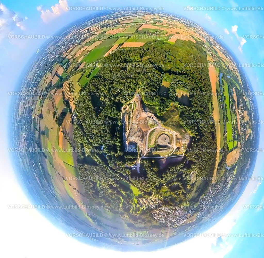 Werl230891054 Werler Stadtwald-topaz | Luftbild, Stadtwald Werl, Renaturierung und Baustelle mit Neubau eines Aussichtsturms, Erdkugel, Fisheye Aufnahme, Fischaugen Aufnahme, 360 Grad Aufnahme, tiny world, Werl, Ruhrgebiet, Nordrhein-Westfalen, Deutschland