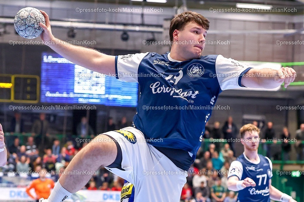 BHC11122501101 | 11.12.2025, Handball, HBL, Bergischer HC - ThSV Eisenach, Unihalle Wuppertal: Aron Seesing (BHC #49)
