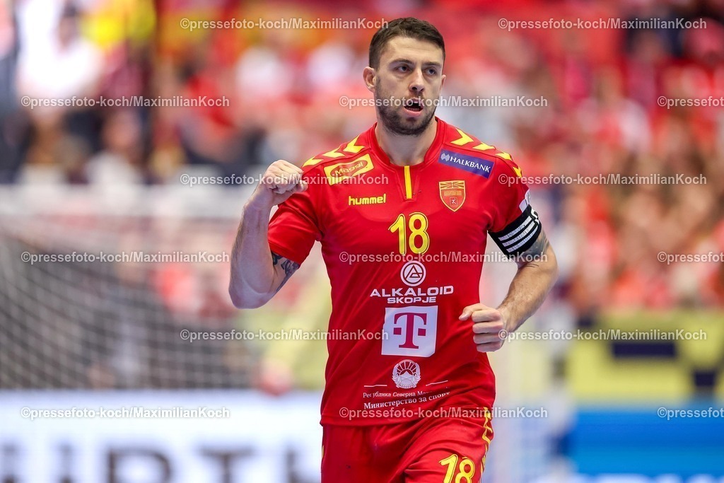EHF18012601145 | 18.01.2026, Handball, Men's EHF EURO 2026, Portugal - Nordmazedonien, Jyske Bank Boxen in Herning, Dänemark, Preliminary Round:  Filip Kuzmanovski (North Macedonia #18) jubelnd