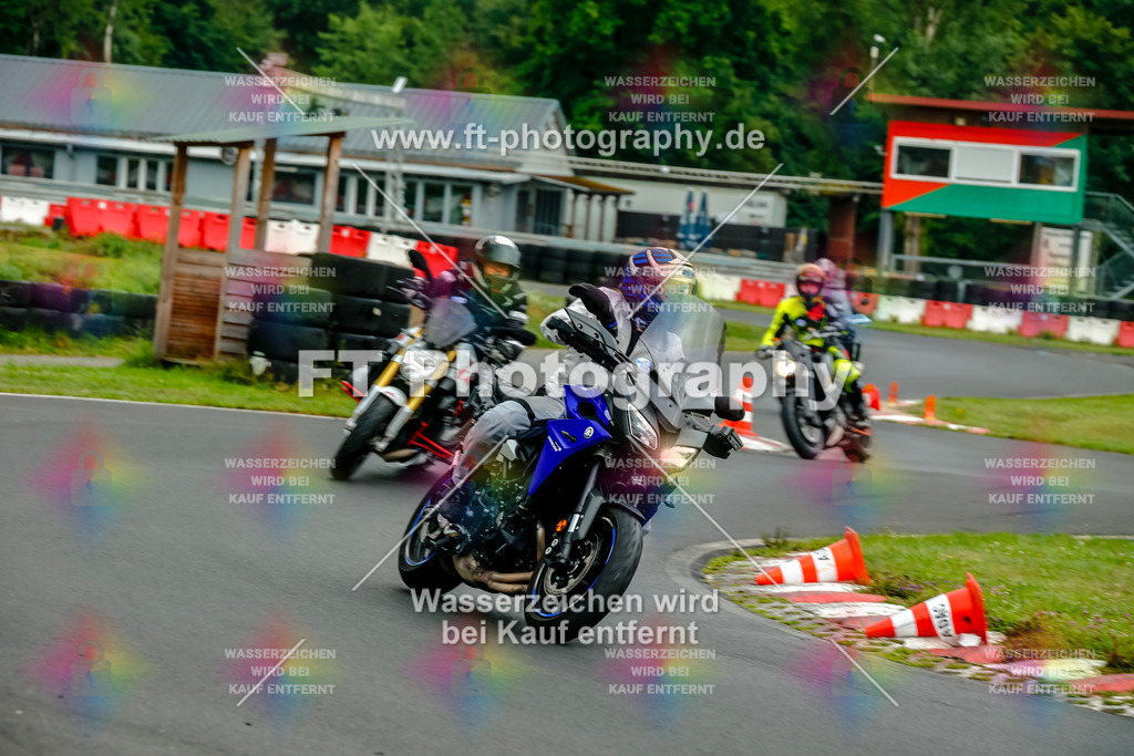 VBK-3582 | Hier findet Ihr Bilder von Touristenfahrten auf der Nürburgring Nordschleife oder von anderen Veranstaltungen die ich besucht habe. Viel Spass beim Durch Schauen 