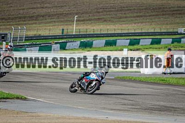 spof8991 | Professionelle Fotos von Sportveranstaltungen, aber auch Hochzeiten und anderen Events. - Realisiert mit Pictrs.com