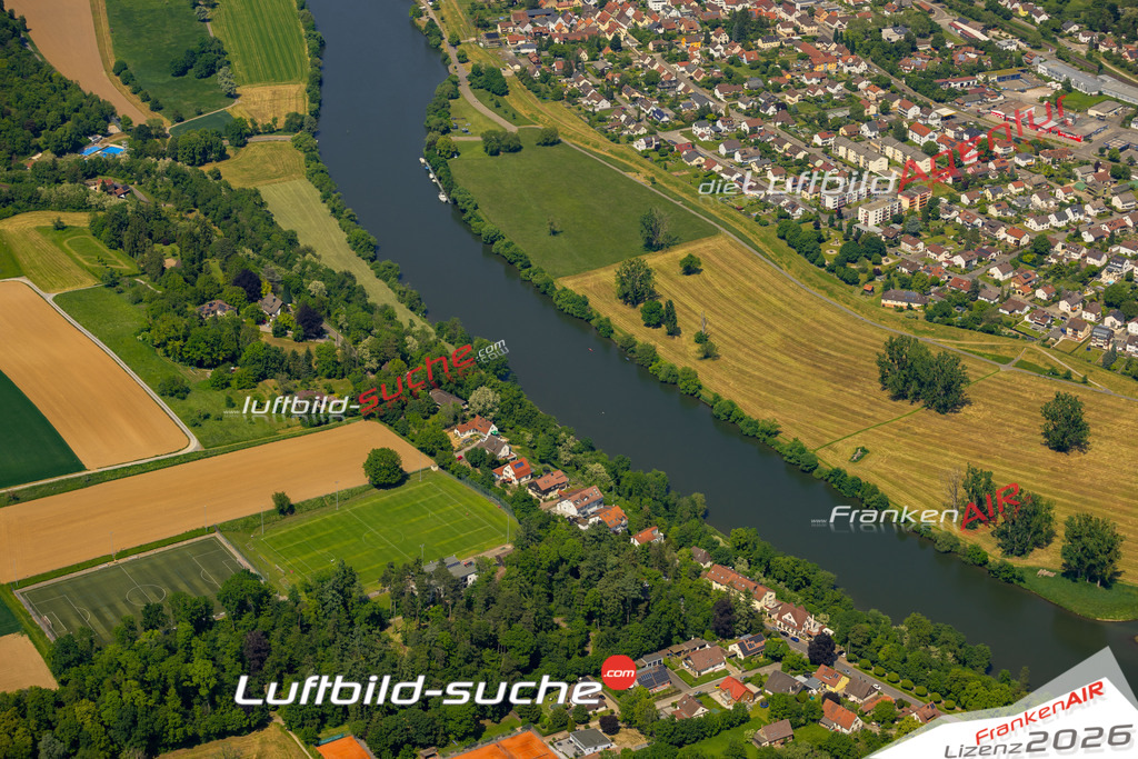 Das Luftbild zeigt Wimpfen am Berg Bad Wimpfen - Die Luftaufnahme wurde 2023 vom UL-Flugzeug aus erstellt ( keine Drohne ) - Hochauflösende Luftaufnahme - Für grossformatige Ausdrucke geeignet. Die Geschenkidee !Mit Lizenz und Bildrechte bestellbar