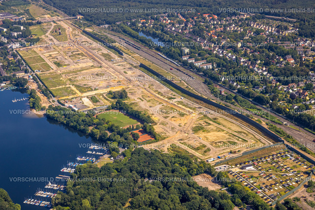 Duisburg220701689 | Luftbild, Lärmschutzwand, geplantes Duisburger Wohnquartier am ehemaligen Rangierbahnhof Wedau, Kleingartenverein KGV 6 Seen Wedau, Wedau, Duisburg, Ruhrgebiet, Nordrhein-Westfalen, Deutschland