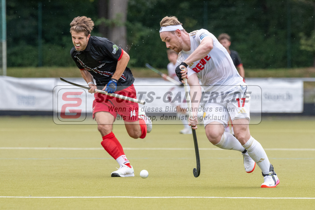 SFE_20230916_0041 | Hockey 1. Bundesliga Herren Rot-Weiss - TSV Mannheim am 16.09.2023 in Köln (KTHC Stadion Rot-Weiss Köln Tennis and Hockey Club), Photo: Stephan Fehrmann 2023 (Sports-Gallery),Christopher Rühr ( Rot-Weiss Köln #17 )