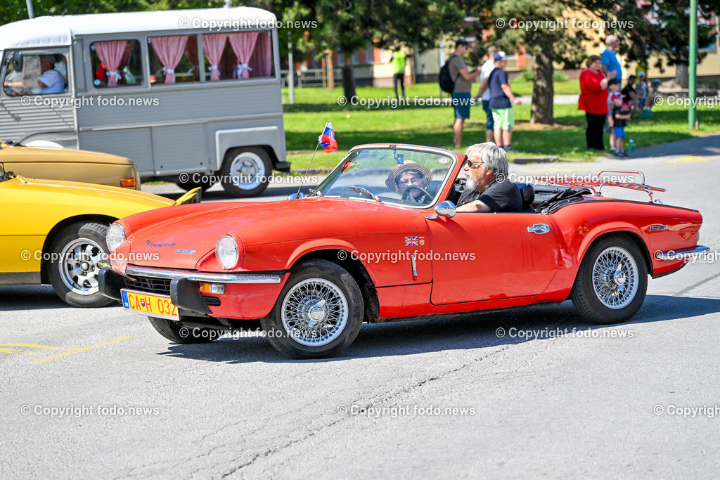 Slowakei_ Povazska Bystrica_ Veteran Tour Manin_ 14.06.2025-31 | 14.06.2025, Slowakei, SVK, Trenciansky kraj, Povazska Bystrica, im Bild Oldtimer Klub, Historische Fahrzeuge, Veteran Tour Manin, Auto, Alt, Besucher, Menschen, Feature, Symbolbild