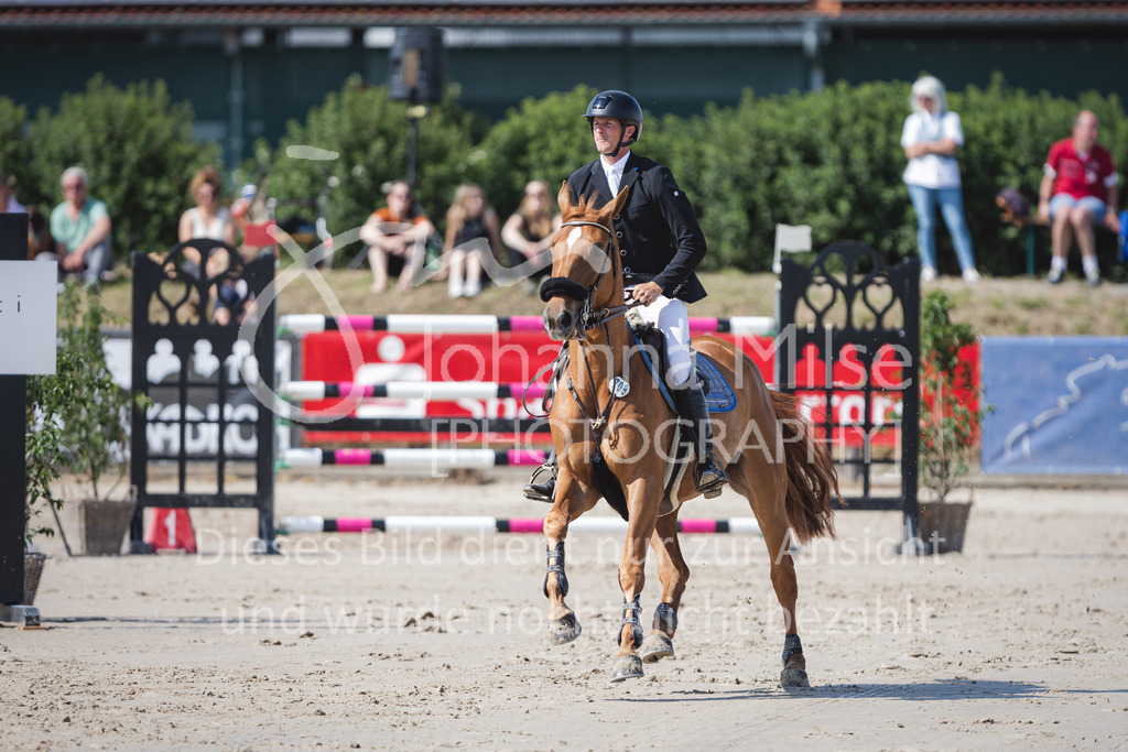 220611_LüPfSpTa_GroßerPreis-623 | Lützower Pferdesporttage
Springprfg.Kl.S m.St.**
Großer Preis
11.06.2022