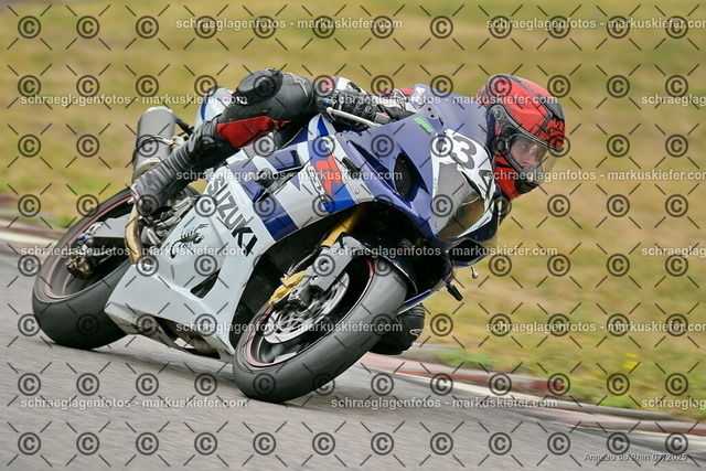 25bt05-0819 | markuskiefer.com - Realisiert mit Pictrs.com