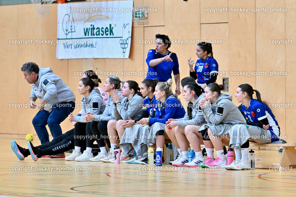 SC Ferlach Damen vs. Hypo Niederösterreich 18.11.2023 | Spielerbank SC Ferlach Damen, Headcoach SC Ferlach Damen Kanjugovic Iva, #30 Lena Ljubic