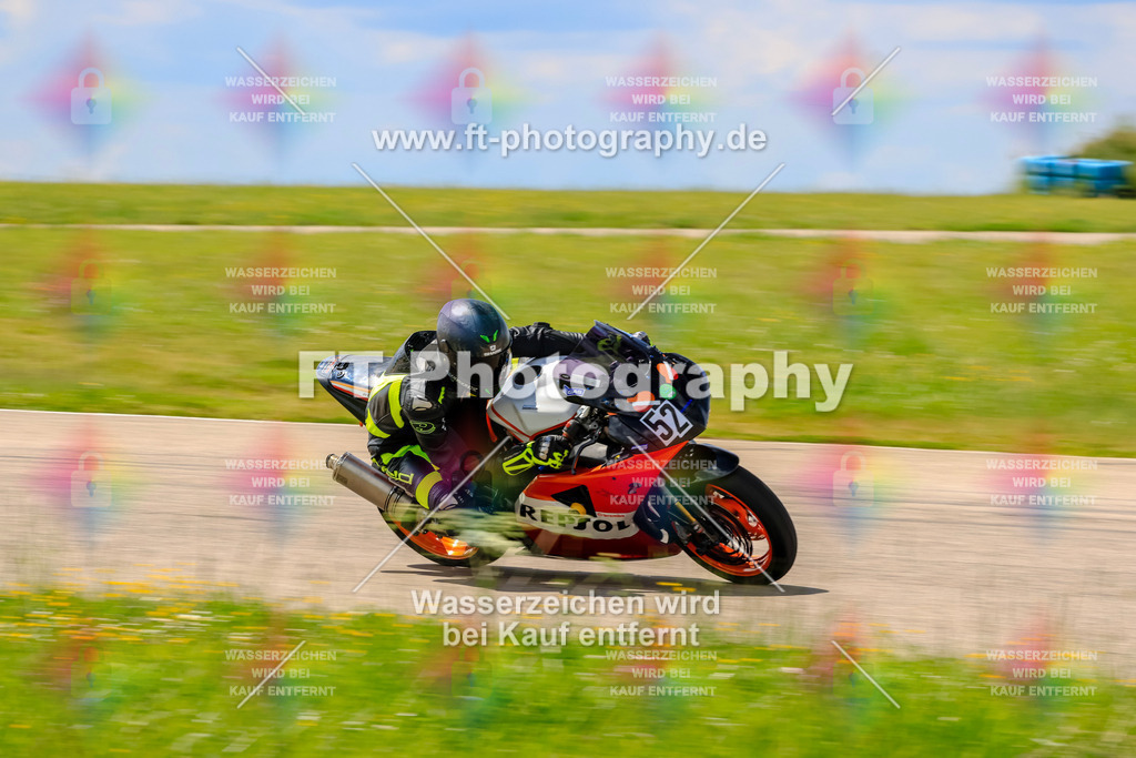 MotoTeam-0502 | Hier findet Ihr Bilder von Touristenfahrten auf der Nürburgring Nordschleife oder von anderen Veranstaltungen die ich besucht habe. Viel Spass beim Durch Schauen 