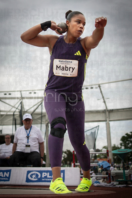 Golden Oval; Dresden, 31.05.2026 | DRESDEN , GERMANY - MAY 31:  Yemisi Mabry (GER / Germany)competes in the women’s shot put during the Golden Oval Continental Tour Silver meeting on May 31, 2026 at Heinz-Steyer-Stadion in Dresden, Saxony, Germany.