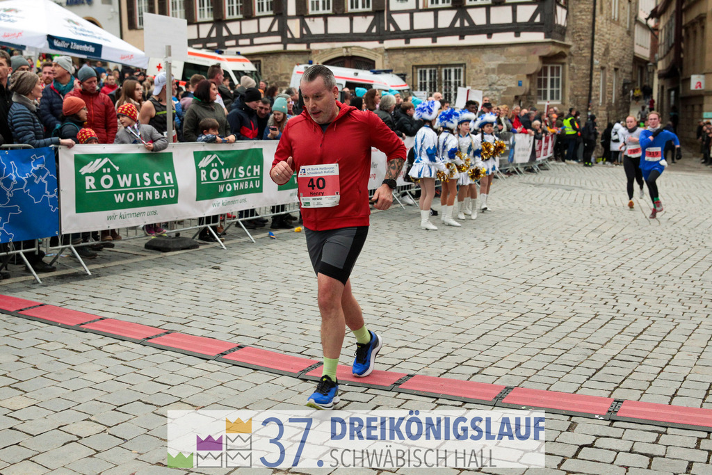 VR Bank Hauptlauf 10000m | 3 Koenigslauf 2023 - Realisiert mit Pictrs.com