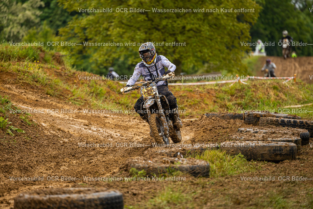 Schefflenz Sonntag R6-7543 | OCR Bilder Fotograf Eisenach Michael Schröder