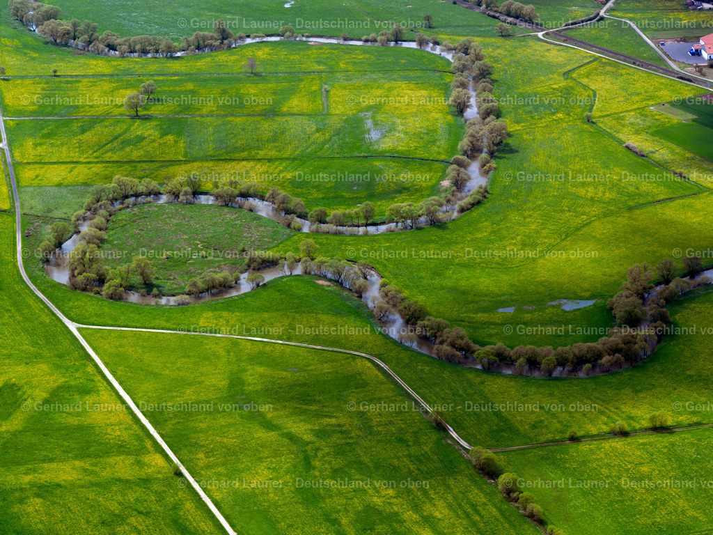 2524135 | Online-Shop für Luftbilder aus Deutschland. Seit über 45 Jahren baut Gerhard Launer das Luftbildarchiv mit unterschiedlichsten Themen stetig weiter aus.