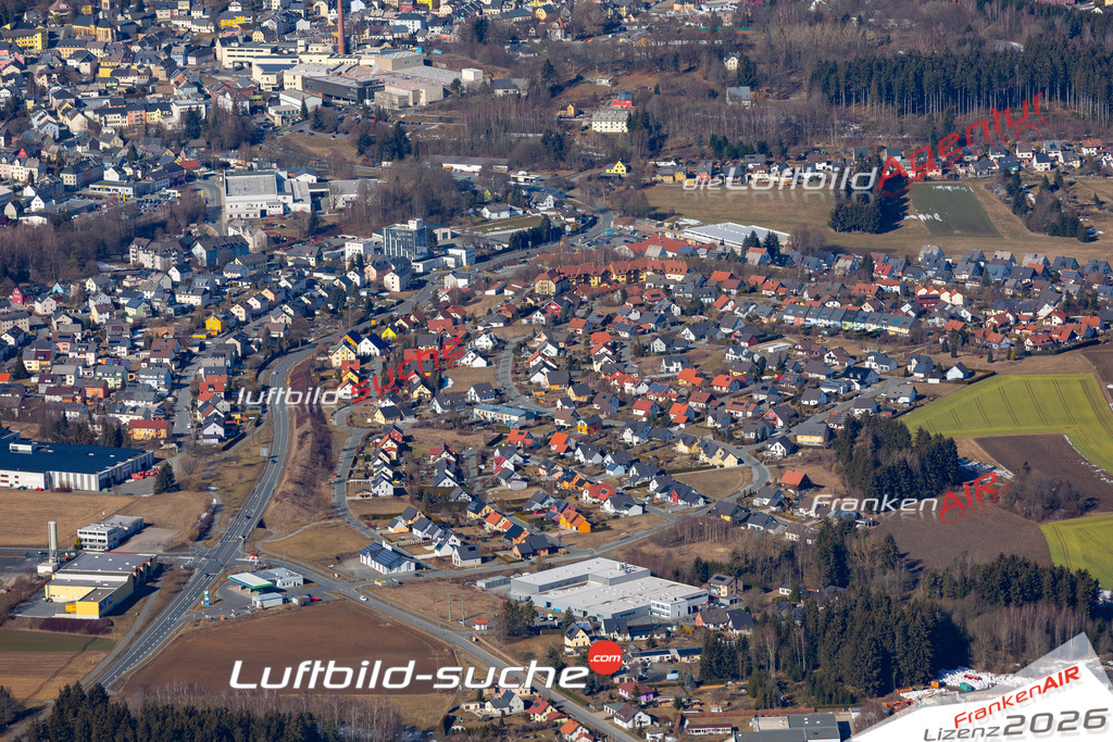 Das Luftbild der Stadt Helmbrechts wurde 2019 vom Flugzeug heraus erstellt (keine Drohne) Aufnahmehöhe ca.400 Meter- hohe Auflösung- beste Druck-Qualität garantiert!