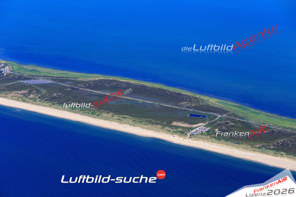 Die Luftbildaufnahme Rantum - Sylt wurde 2018 mittels Flugzeug (keine Drohne) erstellt. Perfekte Schärfe und Druck- Auflösung- Garantiert!