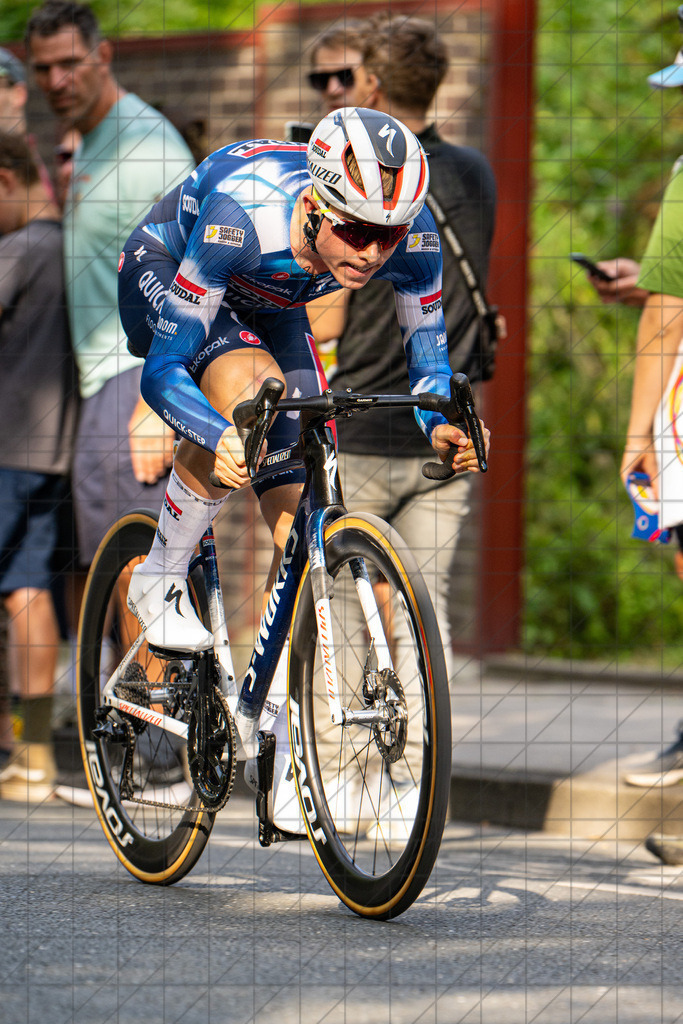 DeutschlandTour 2025 | Prolog  | GELDERS Gil (Soudal Quick-Step) //  20.08.25: DeutschlandTour 2025 | Prolog  / Essen / Deutschland  //   CREDIT:www.bullenfotos.de, Martin König, Hörner Weg 40, D-49078 Osnabrück, +4917663732967 // Nutzung und Weitergabe nur zu den vereinbarten Zwecken. Presseanfragen an Ersteller. Alle Rechte beim Ersteller. Honorierung nach MFM. - Realisiert mit Pictrs.com