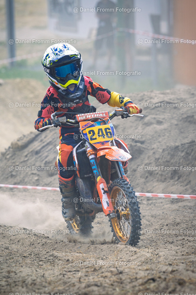 0V8A9408 | DanielFrommFotografie - Realisiert mit Pictrs.com