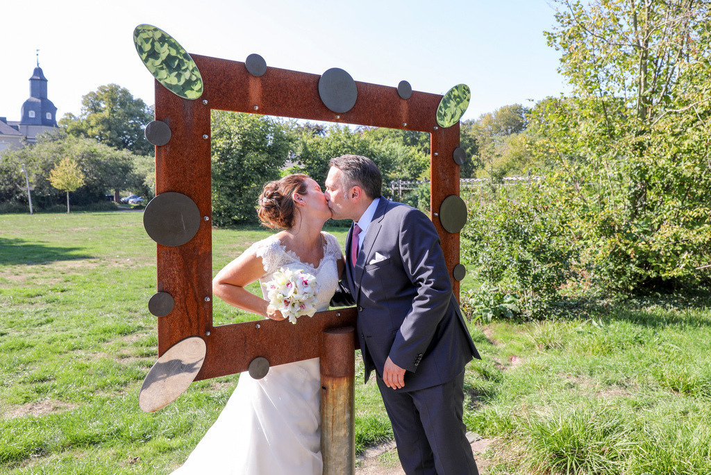top-top.de Hochzeiten038 | Foto, Video, Fotografie, Videografie, Fotobox, DJ, Discjockey, Musik, Musikbox, Veranstaltung, Photobooth, Amazon, Ebay, Buchtipp, Bestseller, Autor, Verlag, Buch, Wesel, Hamminkeln, NRW, Dinslaken, Rees, Drohne, Hochzeit, Party, Fotobox, Wesel, Fotograf